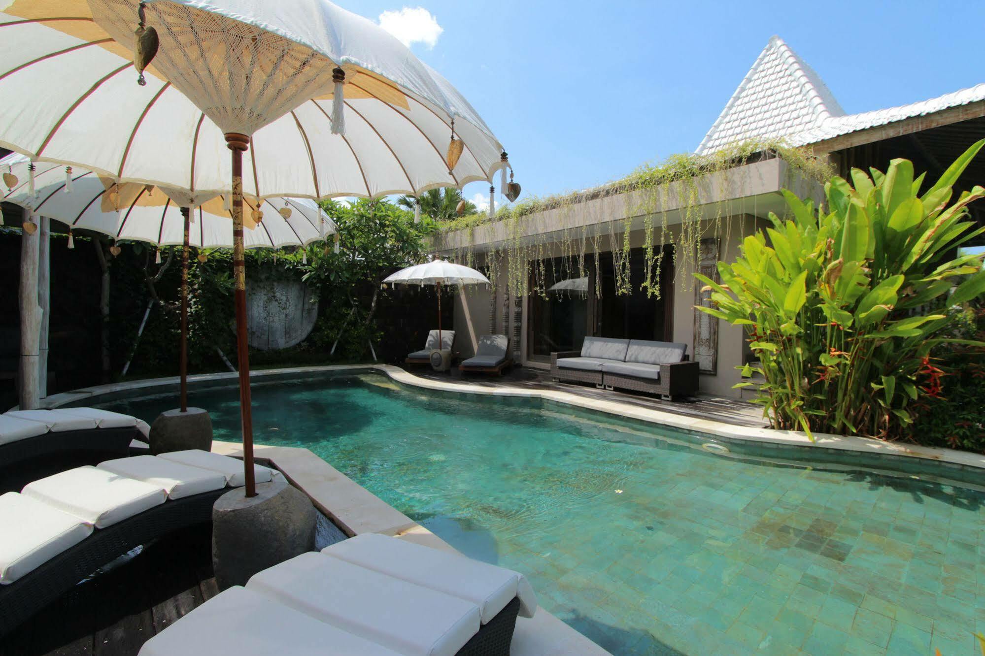 Gahana Bali Villa Seminyak Exterior foto